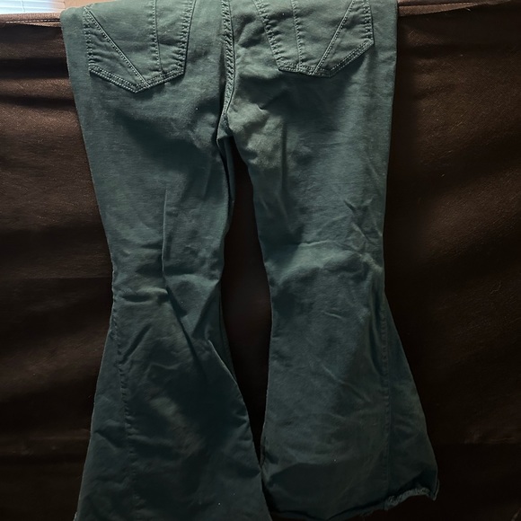 Shyenne belle bottoms, I don’t reach for them anymore. Size 32w x 34L - Picture 3 of 4